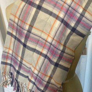 Gap soft wrap scarf plaid